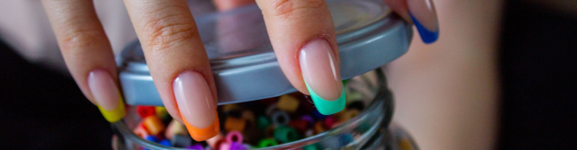 Fabriquez un vernis à ongles sans danger pour vos enfants